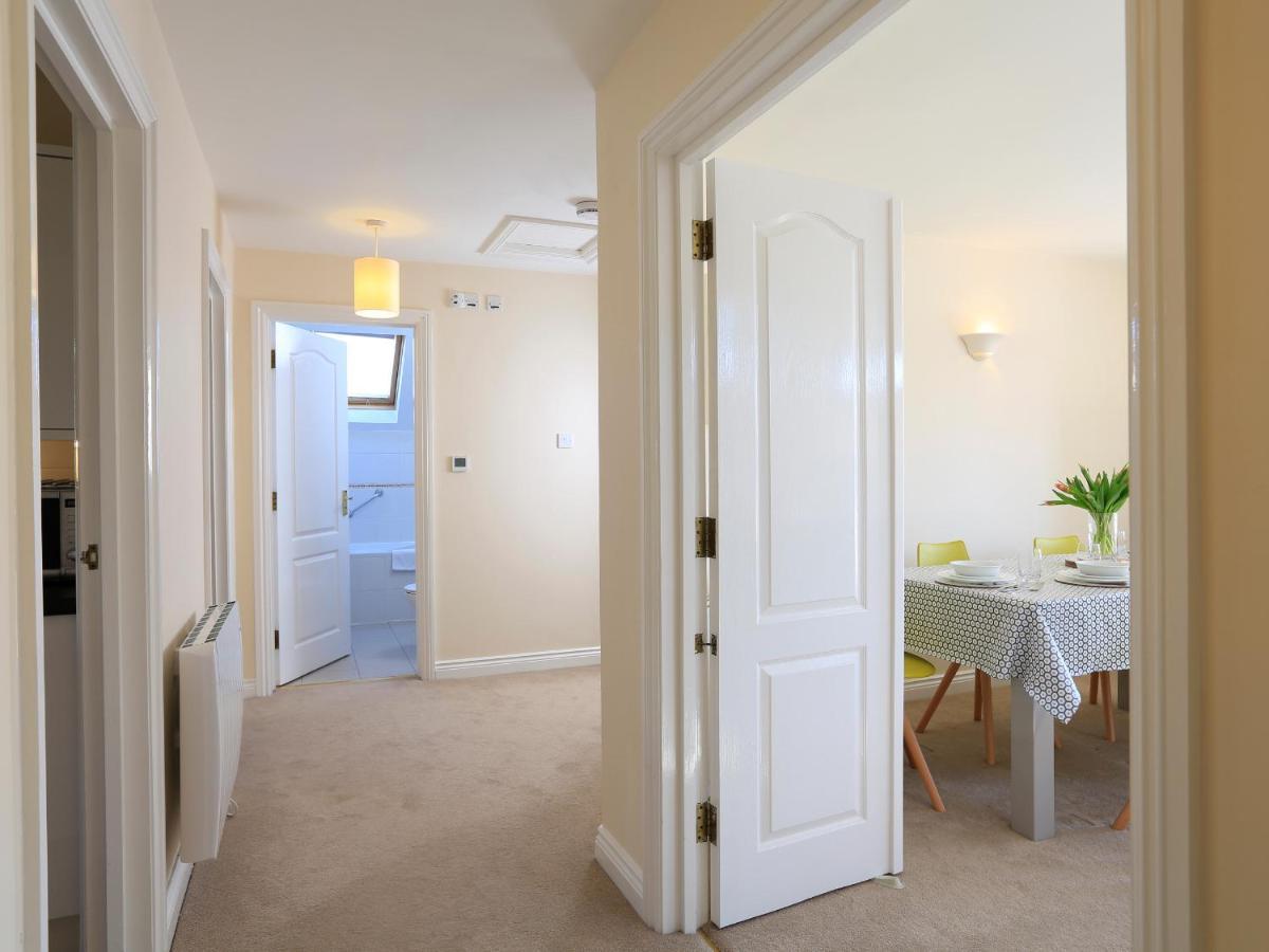 6 Chichester Court ホープ・コーブ エクステリア 写真